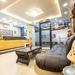 Hotel Red Castle - Karol Bagh - Where Luxury Meets Comfort