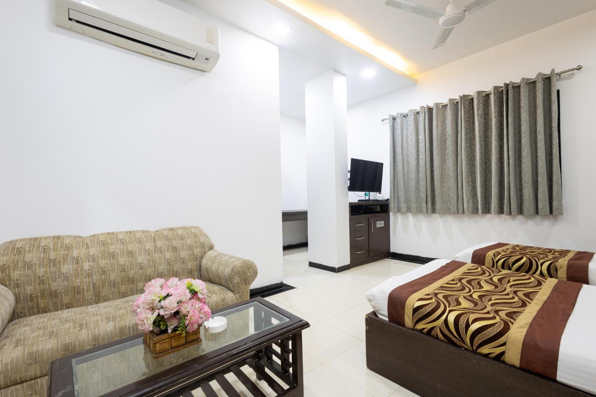 Red Castle - Karol Bagh - Where Luxury Meets Comfort Hotel New Delhi