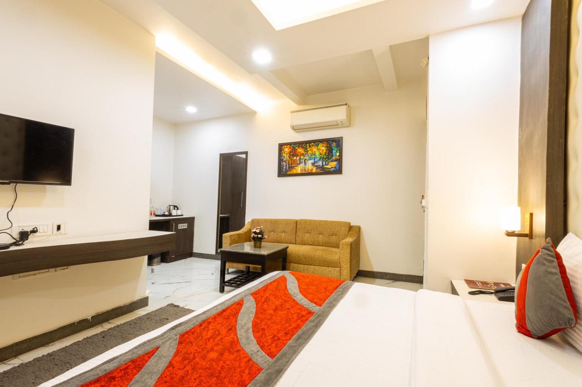 Red Castle - Karol Bagh - Where Luxury Meets Comfort Hotel New Delhi