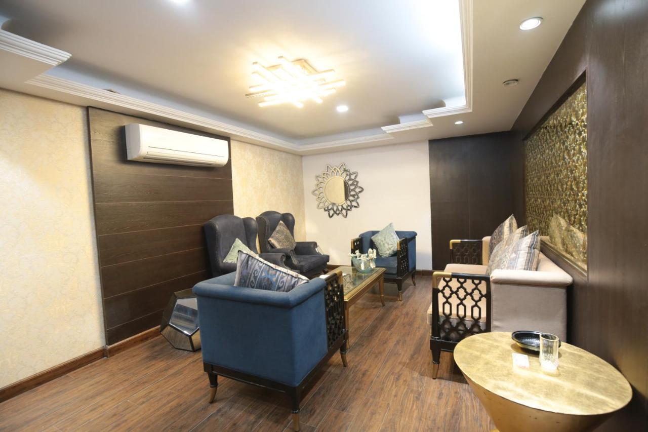 Red Castle - Karol Bagh - Where Luxury Meets Comfort Hotel New Delhi