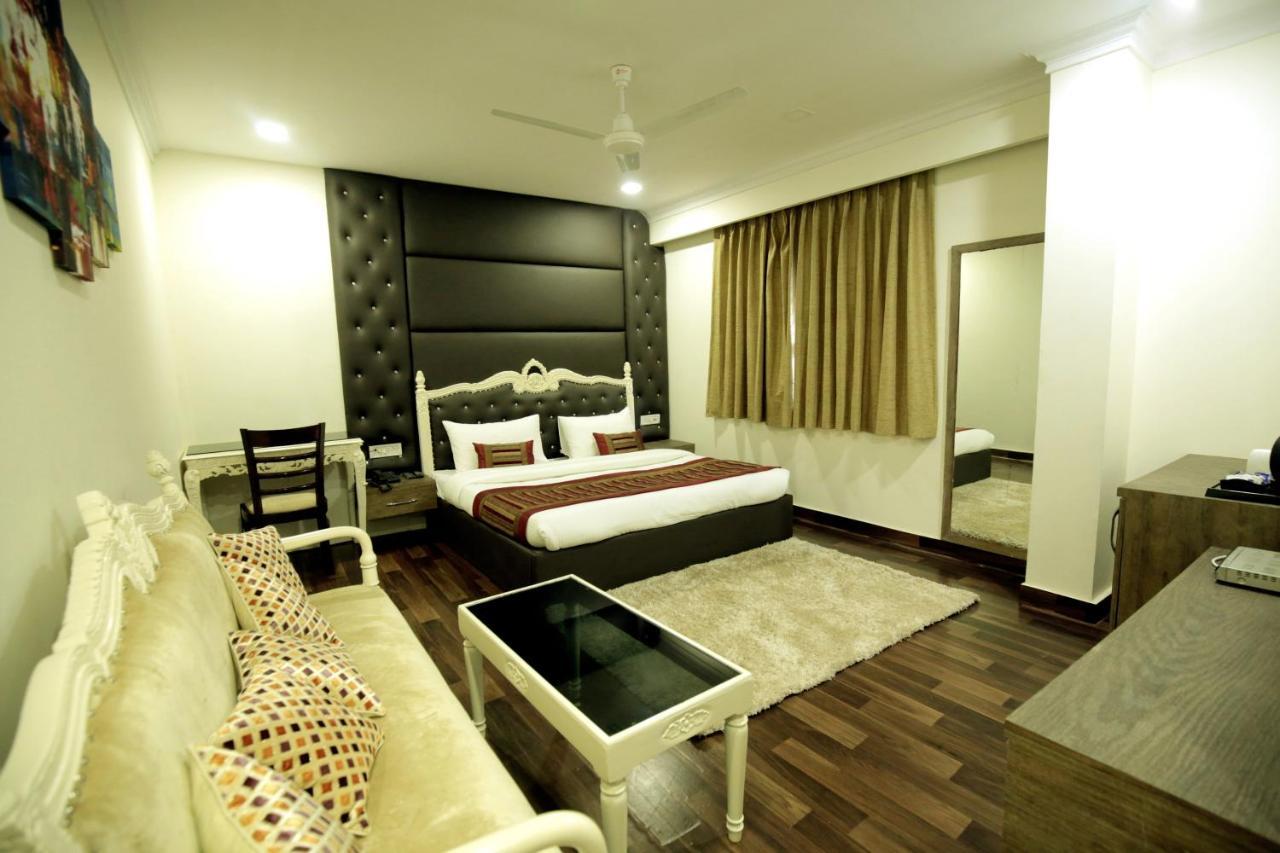 Red Castle - Karol Bagh - Where Luxury Meets Comfort Hotel New Delhi